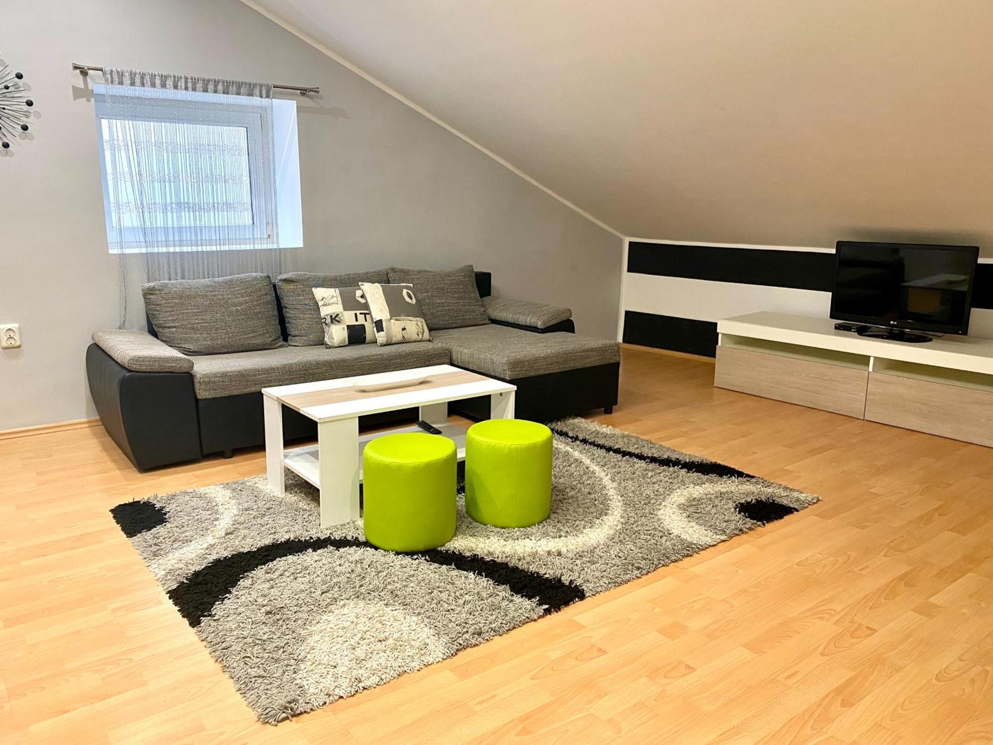 Apartments Suzi ツリクヴェニツァ エクステリア 写真