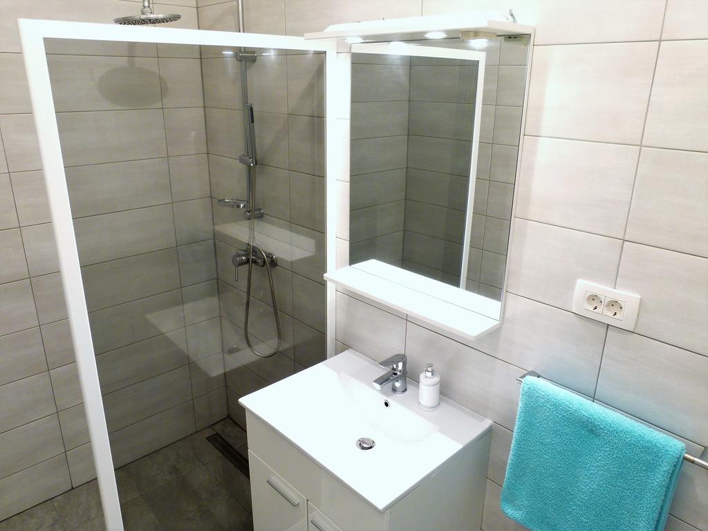 Apartments Suzi ツリクヴェニツァ エクステリア 写真